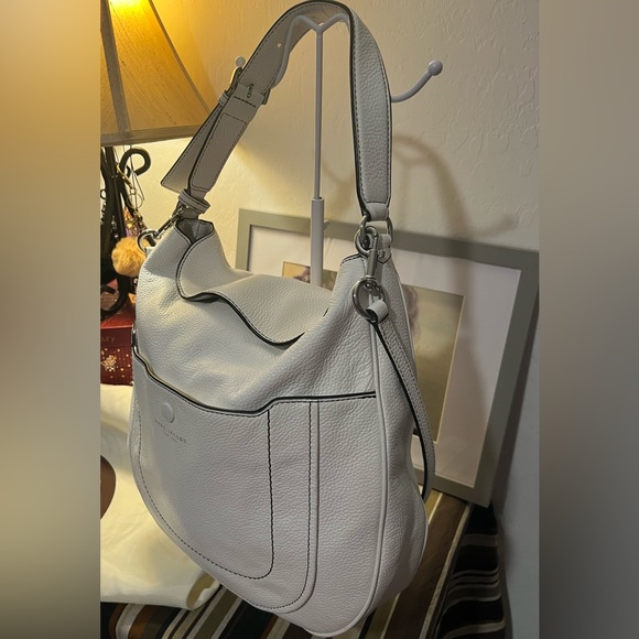 Marc Jacobs Empire City Hobo double strap Pebble Leather Porcelain Shoulder Bag - Picture 2 of 15